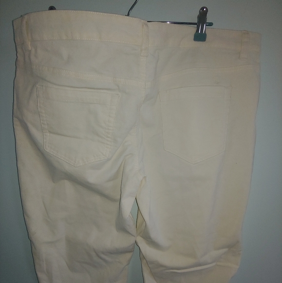 EUC Plus Size Women’s Tommy Hilfiger Ivory Straight Leg Corduroy Pants – Size 16 - Picture 14 of 14